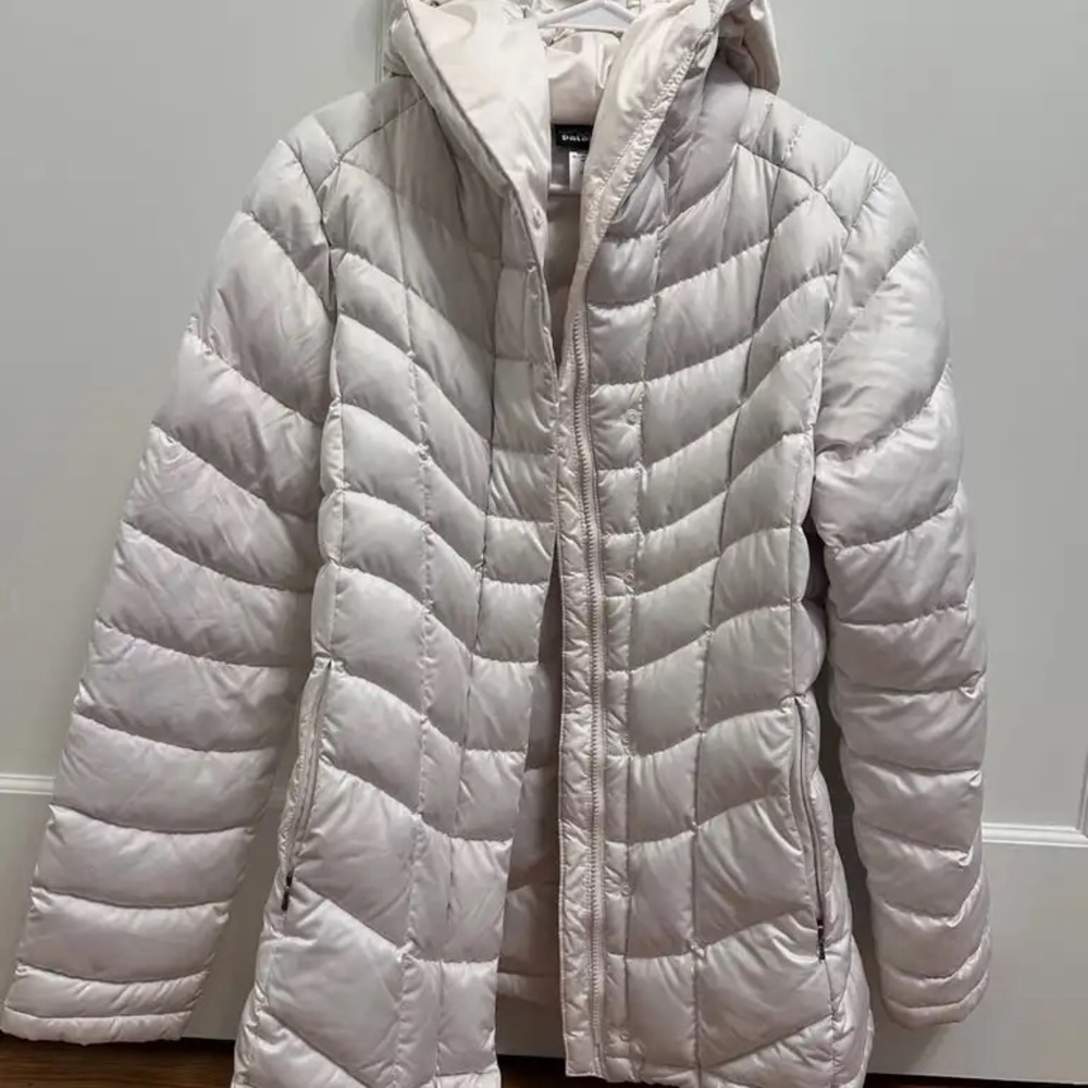 Patagonia Women's Cream Puffer Jacket